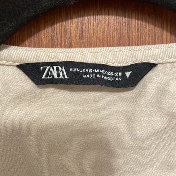Zara Fishermen Vest - Picture 8 of 10